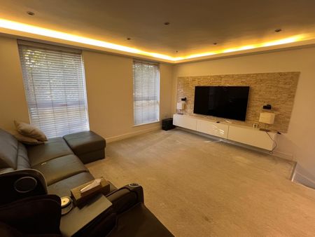 3 Bed End Terrace, Bray Crescent, SE16 - Photo 3