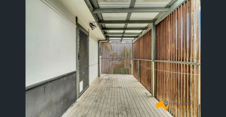 🏠 For Rent: Charming 3-Bedroom House in Lalor Park - Photo 3