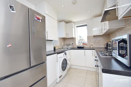 Craigweil Drive, Stanmore, HA7 - Photo 3