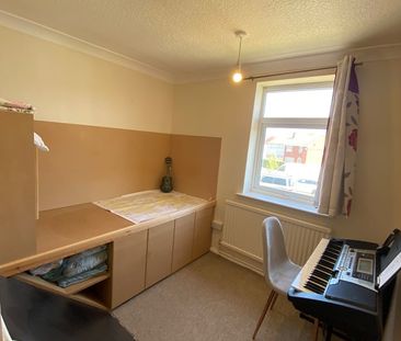 3 Bed Terraced House, Maynard Road, BS13 - Photo 6