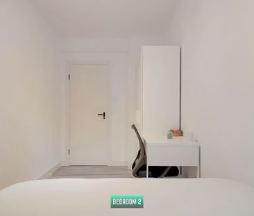 Calle Ramón Luján, Madrid, Community of Madrid 28026 - Photo 5