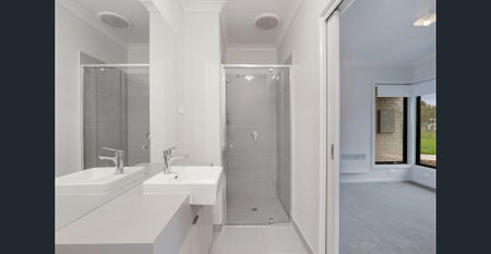 **RECEIVE ONE MONTH FREE RENT, ASK US HOW! Modern 3-Bedroom Townhome in Wollert Rise – Move-In Ready! - Photo 5