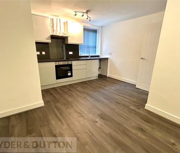 3 bedroom apartment to rent - Photo 2