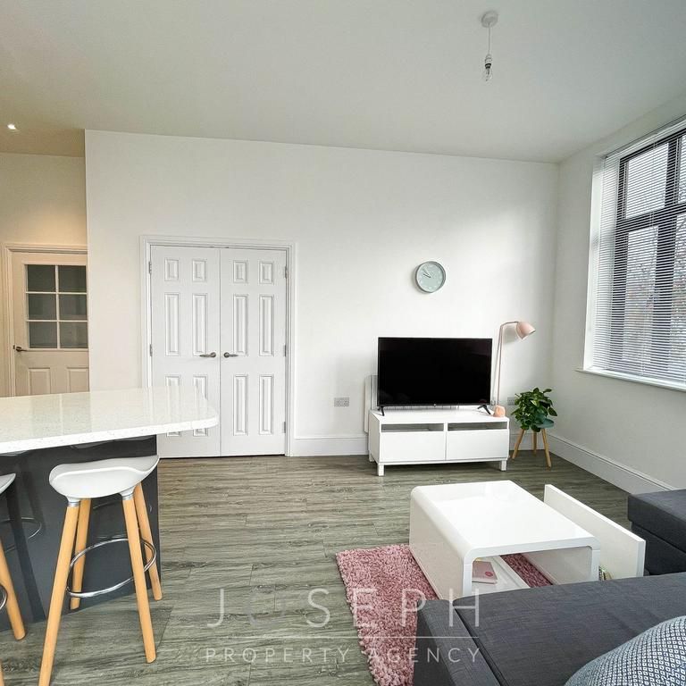 1 bedroom apartment to rent - Photo 1