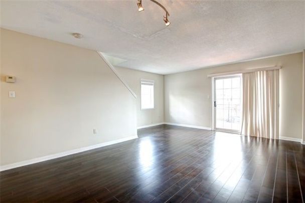 For Lease - 4950 Rathkeale Road Unit# 23, Mississauga, Ontario - Photo 1