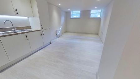 2 bedroom flat to rent - Photo 2