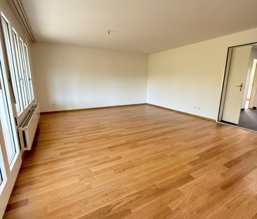 3.5 Zimmer, 86 m², 2. Stock - Photo 3
