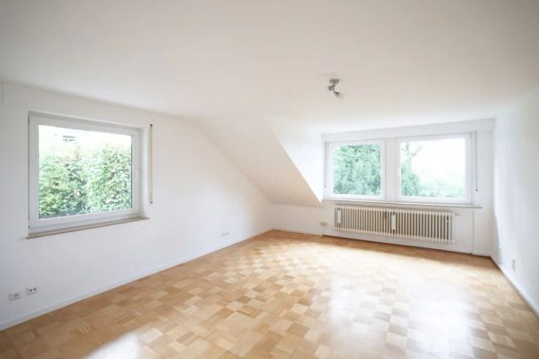 Außergewöhnliche 4-ZKB Wohnung-Balkon mit Panoramablick, Garage, Stellplatz in Höhenlage von Bendorf - Photo 1