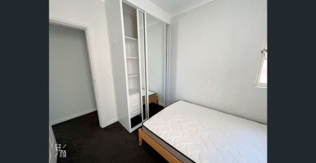 Spacious 3-Bedroom Furnished Duplex in Kingsford | Walk to UNSW | Prime Location! CONFIRM THE LEASE TERM IN ADVANCE! - Photo 4
