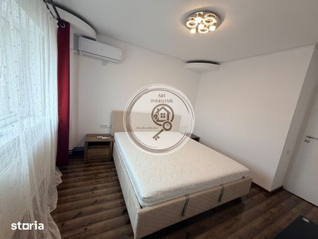 Apartament 3 camere– Bd. Gării – Parcare – Se acceptă pisici** - Fotografie 4