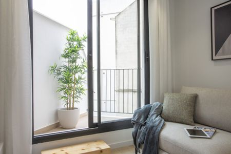 Moderno ático con terraza cerca de los Jardines de Turia - Photo 4