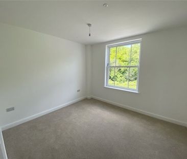 Nevill terrace, Tunbridge wells - Photo 2