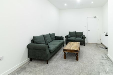 Great Hampton Street, Birmingham, B18 - Photo 2