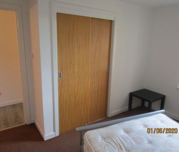 2 bedroom apartment to rent - Photo 4