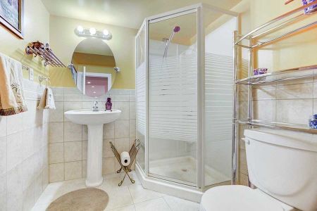 For Lease - 25 Marine Drive Unit# Bsmt, Brampton, Ontario - Photo 5