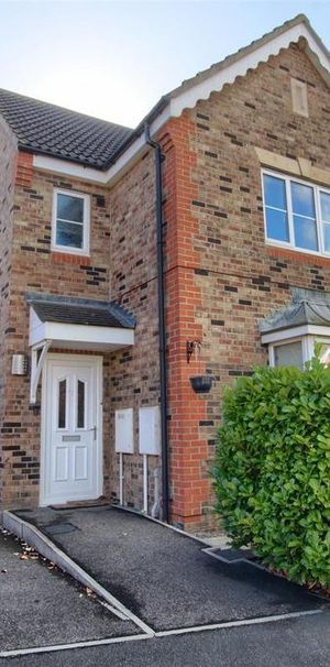 4 bedroom detached house to rent - Photo 2