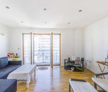 1 Bed Flat, Icon Building, IG1 - Photo 3