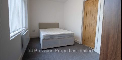 1 Bedroom Flats in Headingley - Photo 2