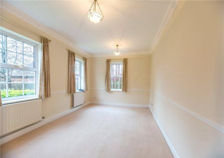 5 bedroom detached house to rent - Photo 3