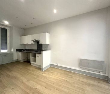 Location Appartement 4 pièces 90m² GRENOBLE 38000 - Photo 3