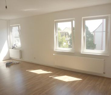 3-Zimmer incl. Arbeitszimmer, Küche, Bad 80m3 . einzugsbereit - Photo 2