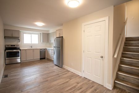 For Lease - 510 Queen Victoria Drive Unit# Main, Hamilton, Ontario - Photo 5