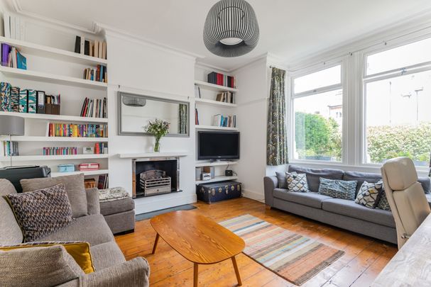 Sternhold Avenue, London, SW2 - Photo 1