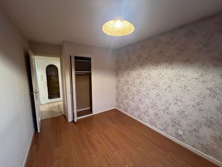 Location Appartement 3 pièces 57m² - Photo 2