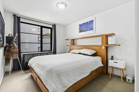 Spacious and Light Filled - Photo 5