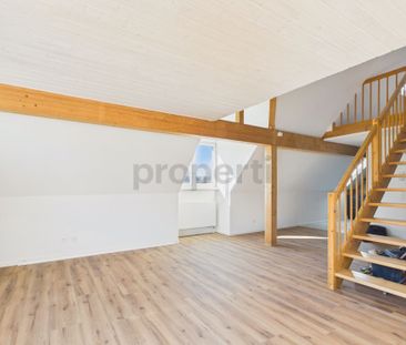 Charming 4-room duplex apartment with attic charm in Feuerthalen - Foto 6