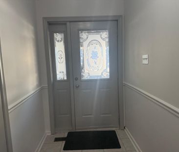 For Lease - 416 Lees Lane, Oakville, Ontario - Photo 5