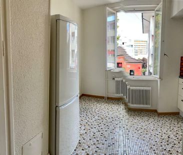 Cœur de la ville - Appartement de 2,5 pièces - Photo 6