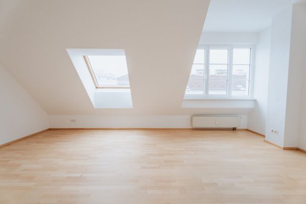 Helle 1- Zimmerwohnung im 1.Dachgeschoß - Photo 1