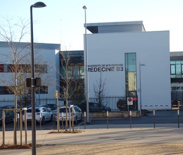 Location Appartement 1 pièce 18m² - Photo 2