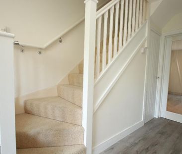 2 bedroom terraced house to rent - Photo 3