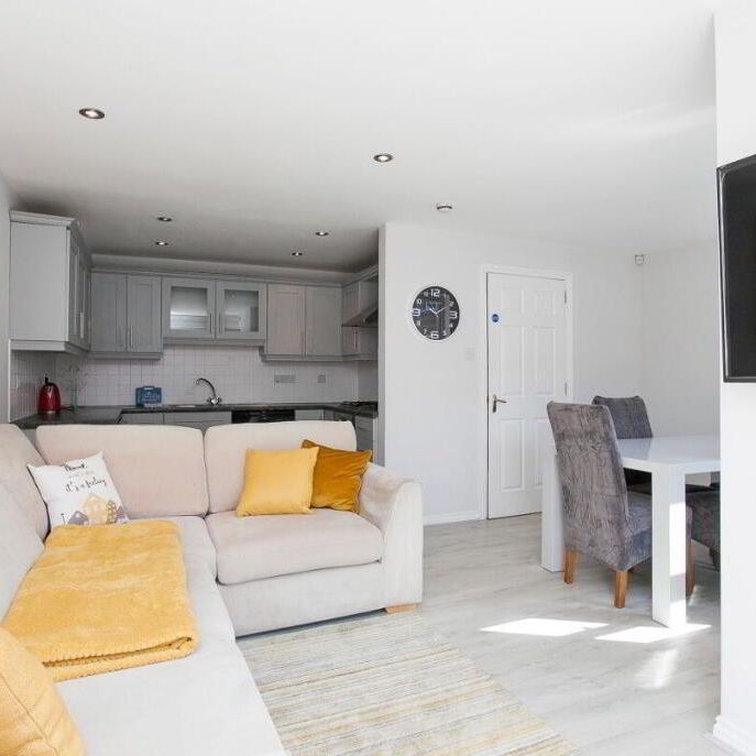 4 Donnybrook Court, Belfast, BT9 7GH - Photo 1