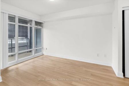 2191 Yonge Street #807 - Photo 4