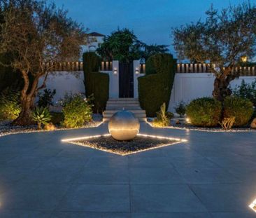 House in Nueva Andalucía, Costa del Sol - Photo 6