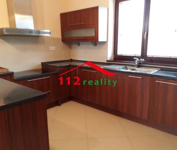 Na prenájom 4 izbový bungalov, garáž, plus 3 parkovacie miesta, ide... – Fotografia 6
