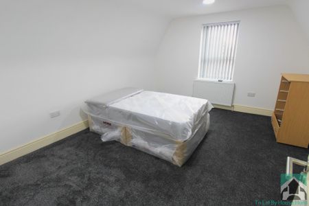 FLAT 2 - 864 Bristol Road, Selly Oak, Birmingham, B29 6HW - Photo 2