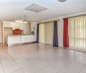 Comfortable Living in a Quiet Neighbourhood - Photo 4