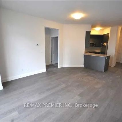 25 Fontenay Court #512 - Photo 1