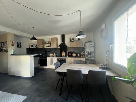 Location Appartement 3 pièces 58m² NARBONNE 11100 - Photo 5
