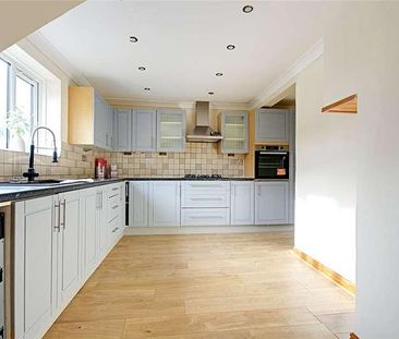 Pentrich Avenue, Enfield, EN1 - Photo 6