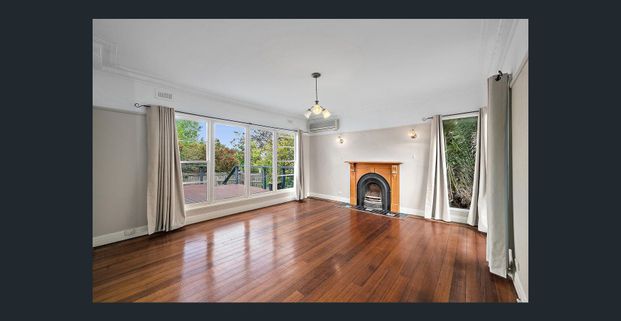 Charming 3 Bedroom Home on a Corner Block - Photo 1