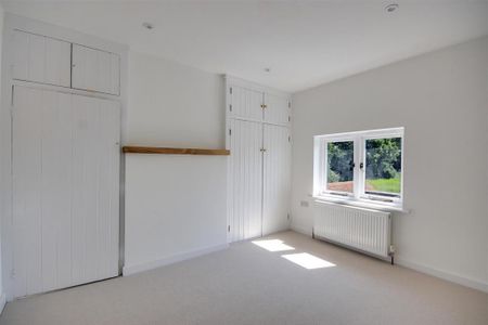 4 bedroom cottage to rent - Photo 4