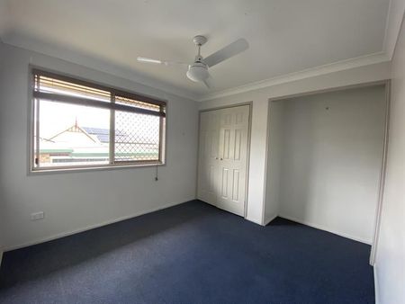 Family home in Darling Heights! - Photo 5