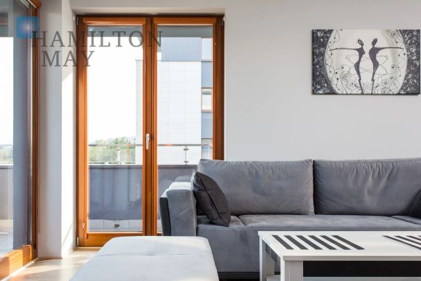 Nowoczesne i komfortowe mieszkanie w inwestycji Małe Błonia - Zdjęcie 1