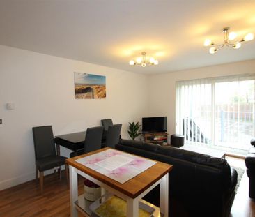 St Catherines Road, Southbourne, BH6 - Photo 2