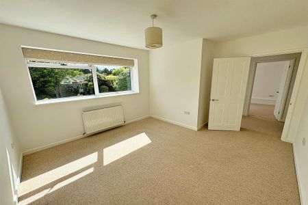 3 bedroom bungalow to rent - Photo 4